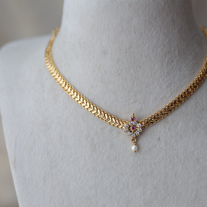 Heritage gold plated ruby white stone short necklace H2011