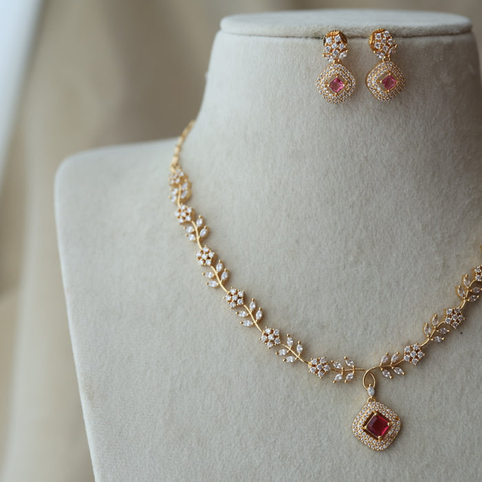 Heritage simple short necklace and earrings H7389
