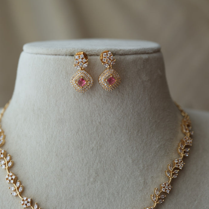 Heritage simple short necklace and earrings H7389