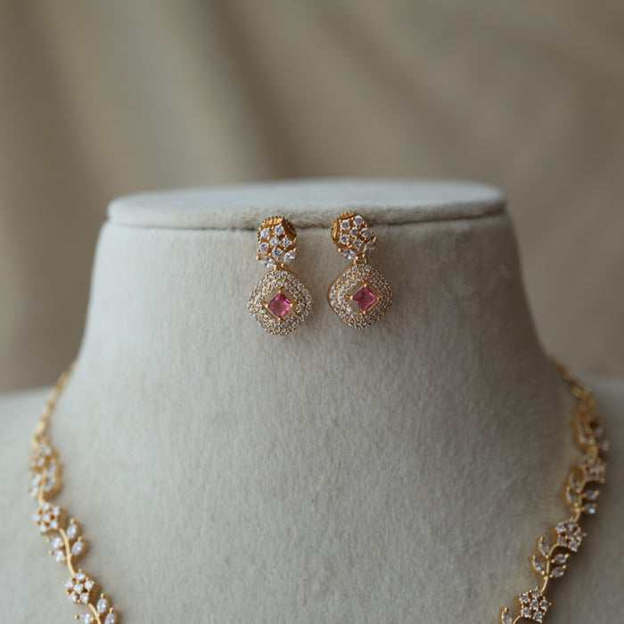 Heritage simple short necklace and earrings H7389