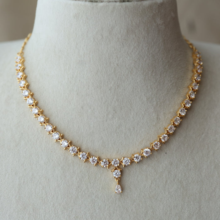 Heritage simple short necklace H244