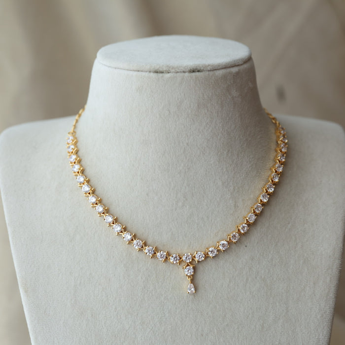Heritage simple short necklace H244