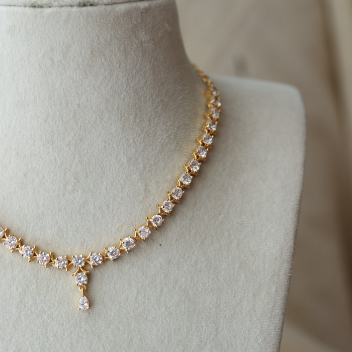 Heritage simple short necklace H244