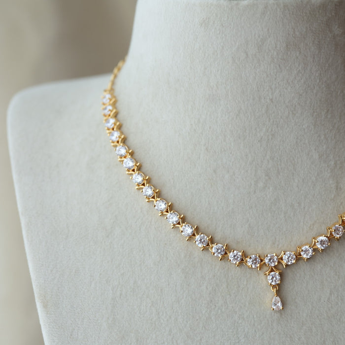 Heritage simple short necklace H244