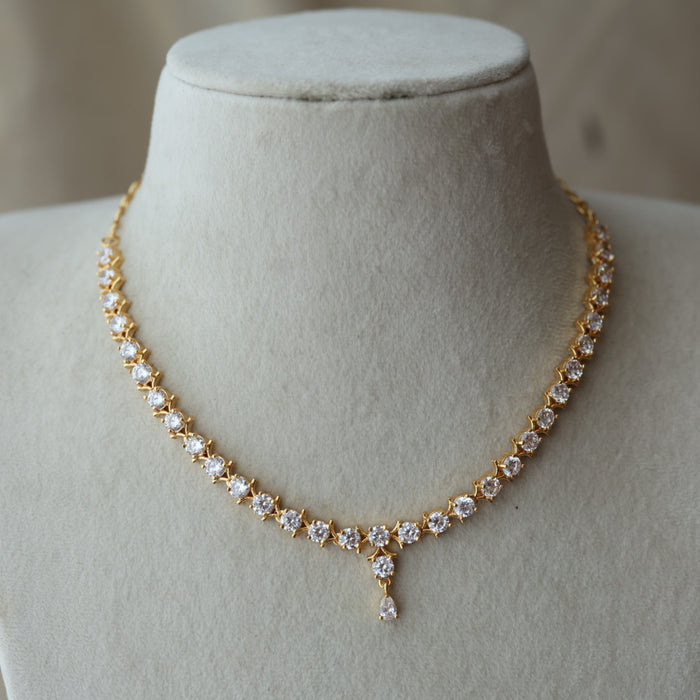 Heritage simple short necklace H244