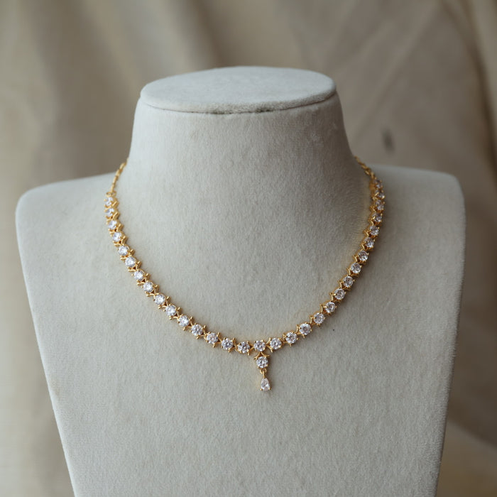 Heritage simple short necklace H244