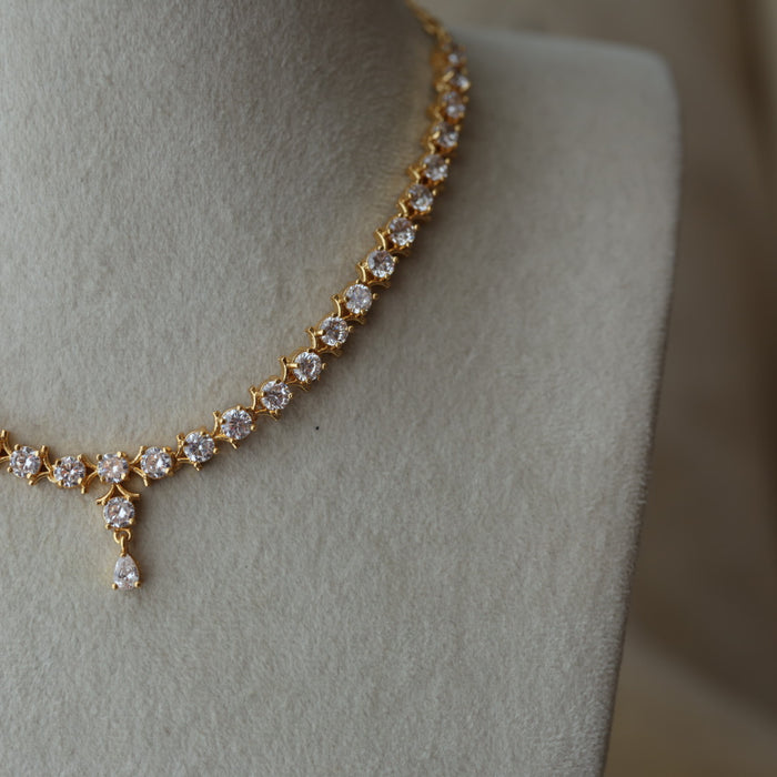 Heritage simple short necklace H244