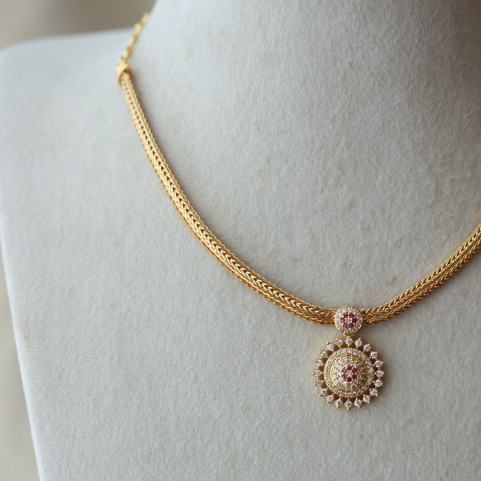 Heritage simple design short necklace H33344