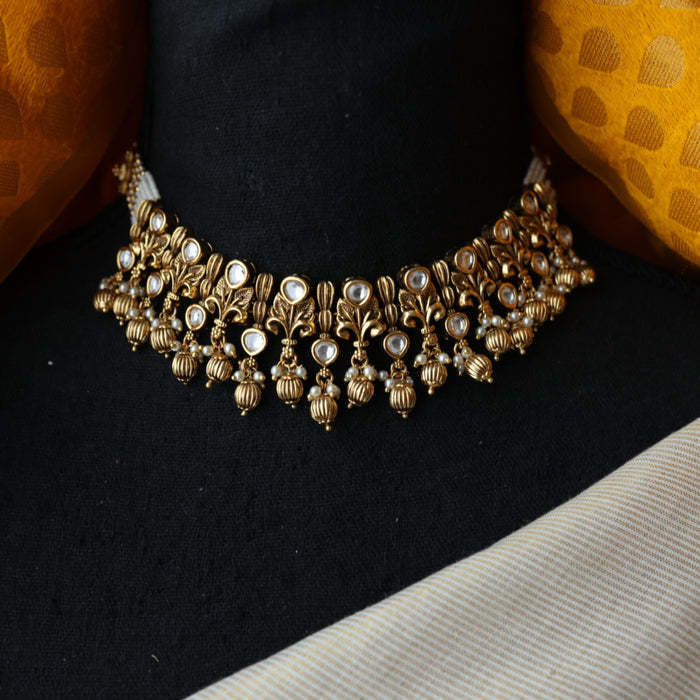 Antique white stone short necklace with earrings SS11350