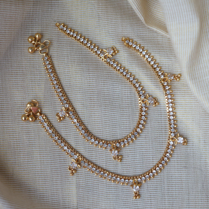 Heritage gold traditional simple white stone anklet HAN39112