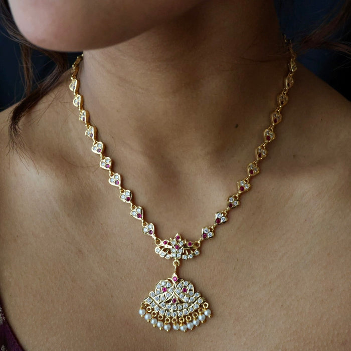 Heritage gold plated ruby white stone short necklace H1192