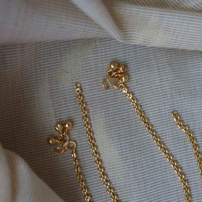 Heritage gold traditional simple ruby stone anklet HAN398