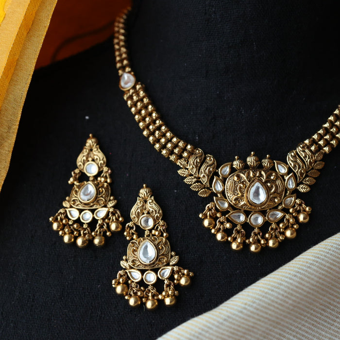 Antique white stone short necklace with earrings SS113458