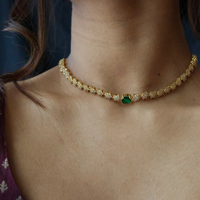 Antique green stone short necklace and earrings TTS4125