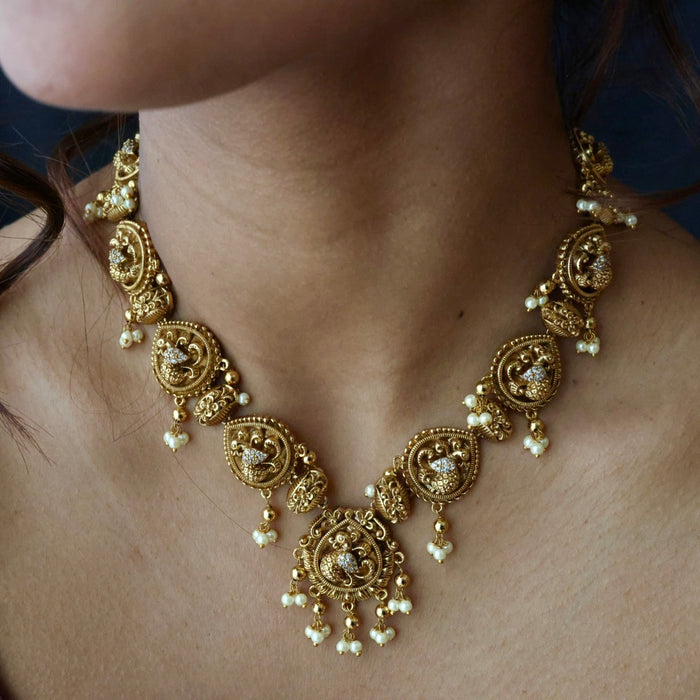 Antique temple design short necklace and earrings S1B13089