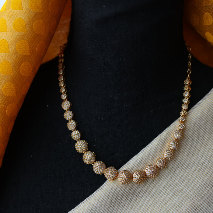 Heritage white stone short necklace with earrings H3992