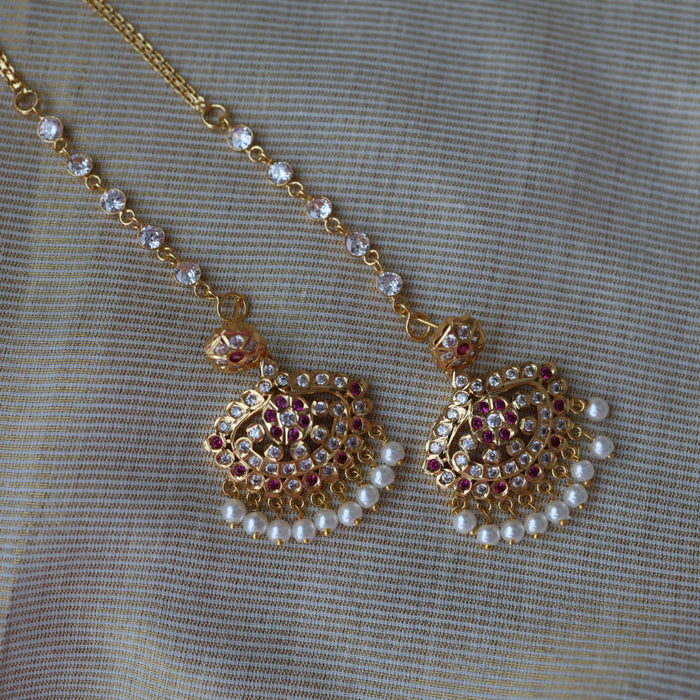 Heritage white stone gold mattal ear accessories HM2123
