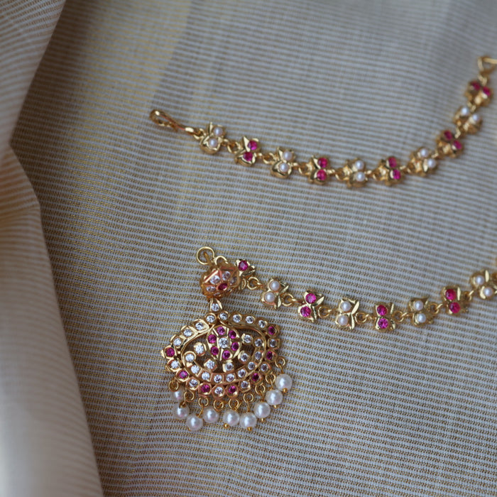 Heritage ruby white stone gold and pearl mattal ear accessories HM7659