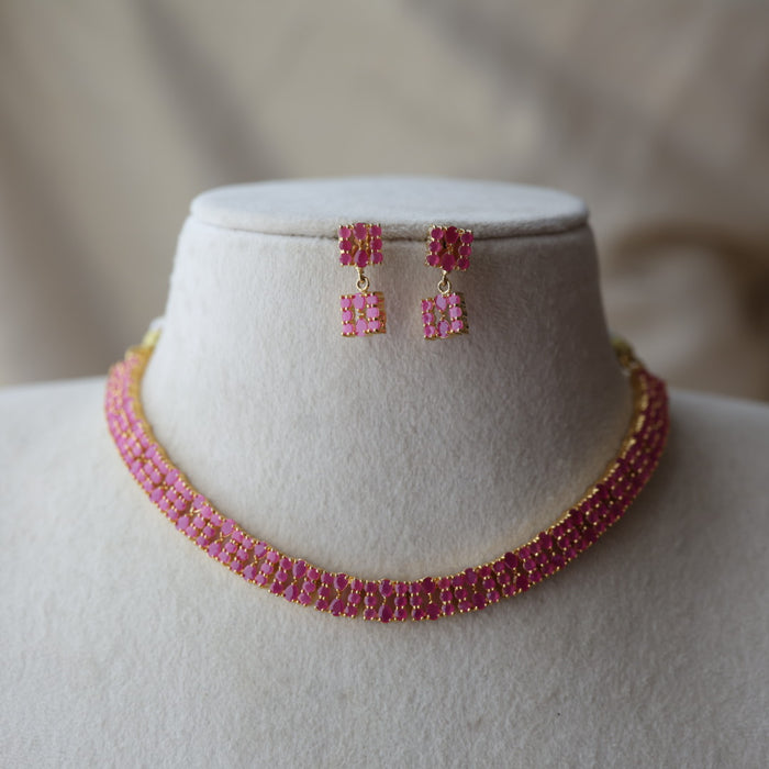 Heritage gold plated ruby stone short necklace with earrings RUB68890