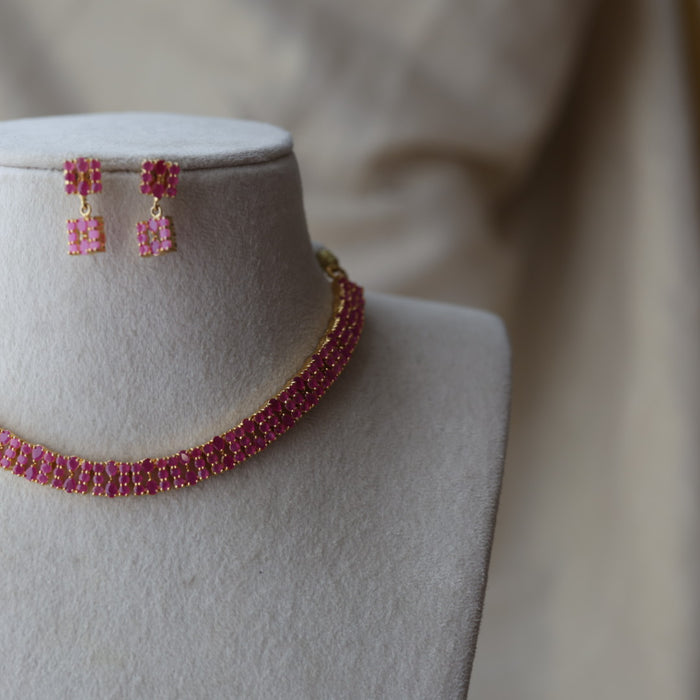 Heritage gold plated ruby stone short necklace with earrings RUB68890
