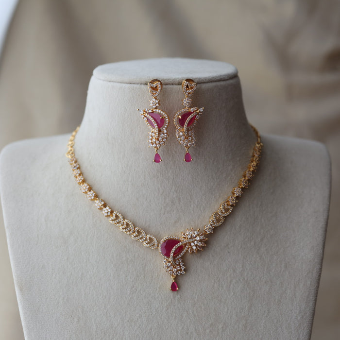 Heritage gold plated ruby white stone short necklace with earrings H7191