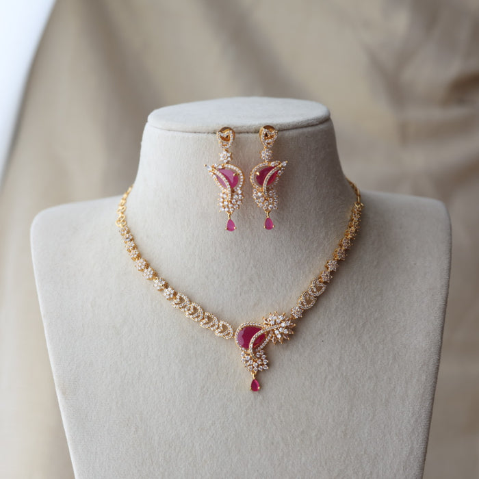 Heritage gold plated ruby white stone short necklace with earrings H7191