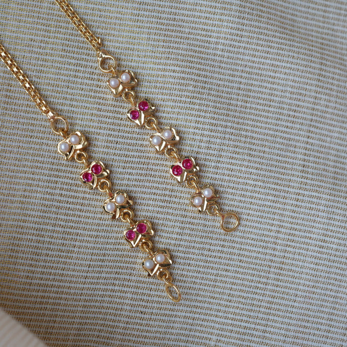 Heritage ruby white stone gold and pearl mattal ear accessories HM2771
