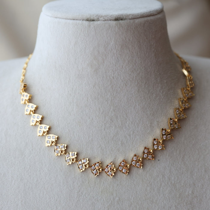 Heritage gold plated stone short necklace H642