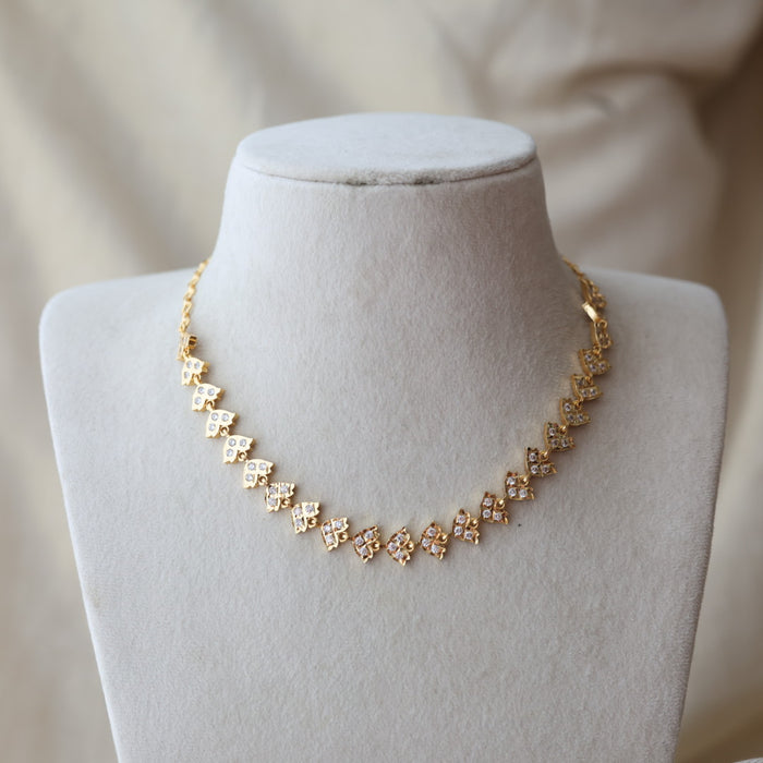 Heritage gold plated stone short necklace H642