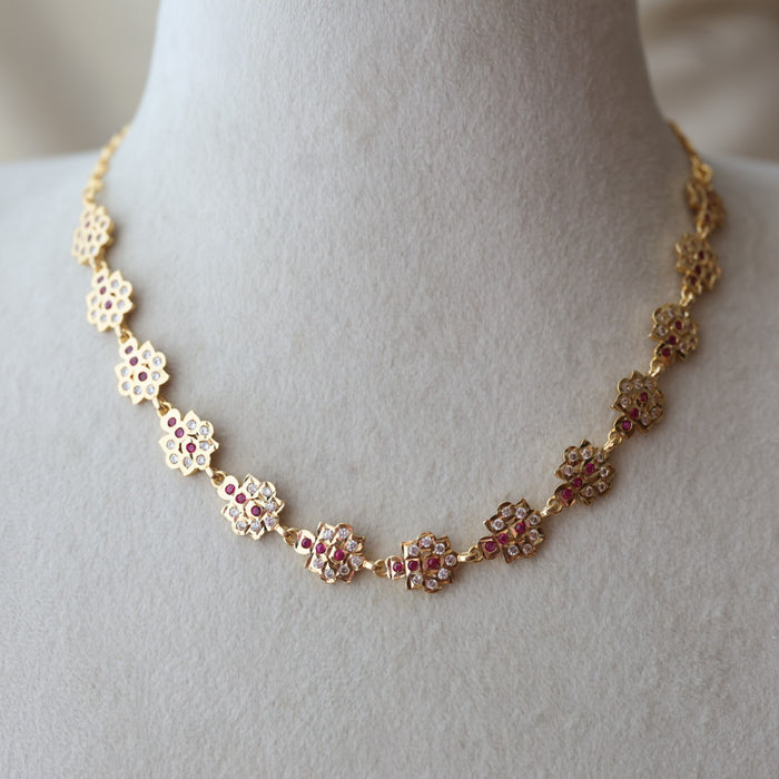 Heritage gold plated ruby white stone short necklace H5178