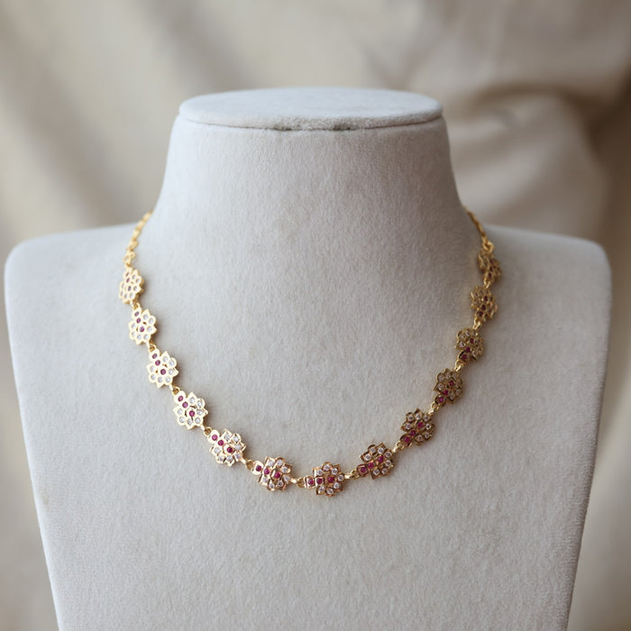 Heritage gold plated ruby white stone short necklace H5178