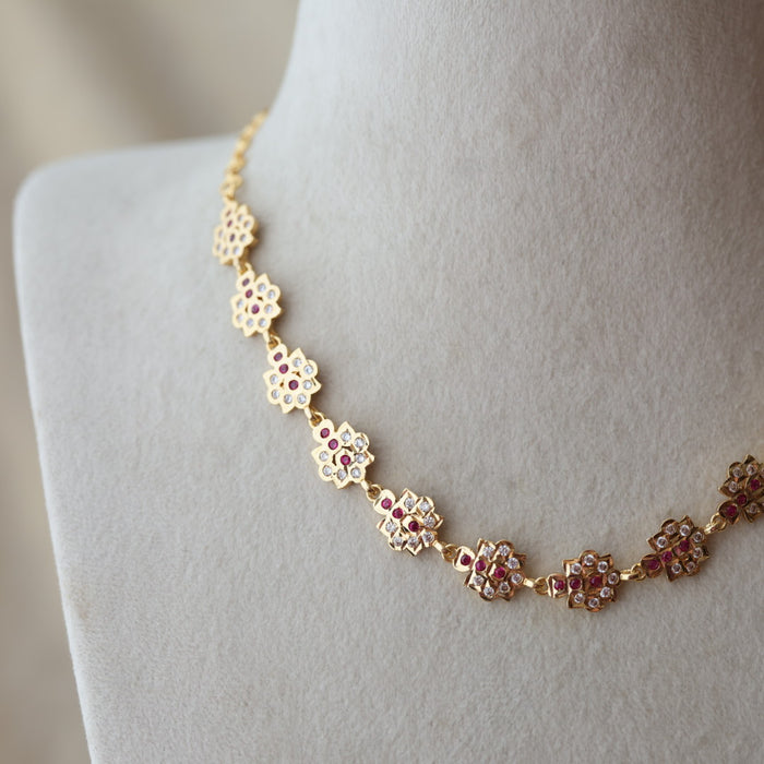 Heritage gold plated ruby white stone short necklace H5178