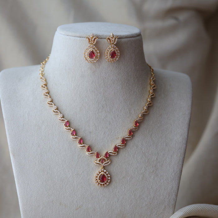 Heritage gold plated ruby white stone short necklace with earrings H837