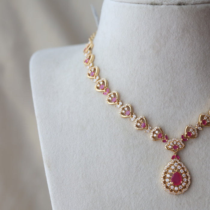 Heritage gold plated ruby white stone short necklace H8000