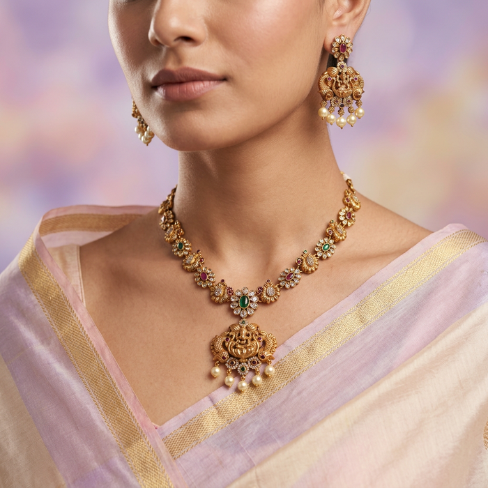 Antique short necklace with earrings S1B10027