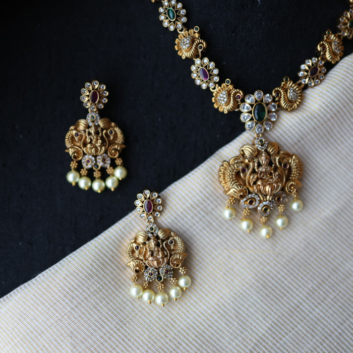 Antique short necklace with earrings S1B10027