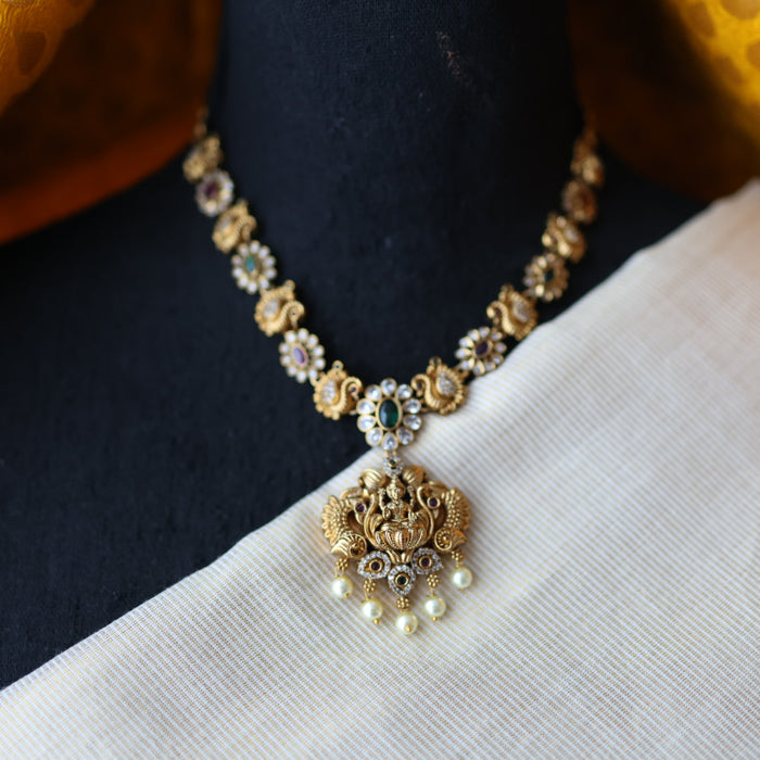 Antique short necklace with earrings S1B10027