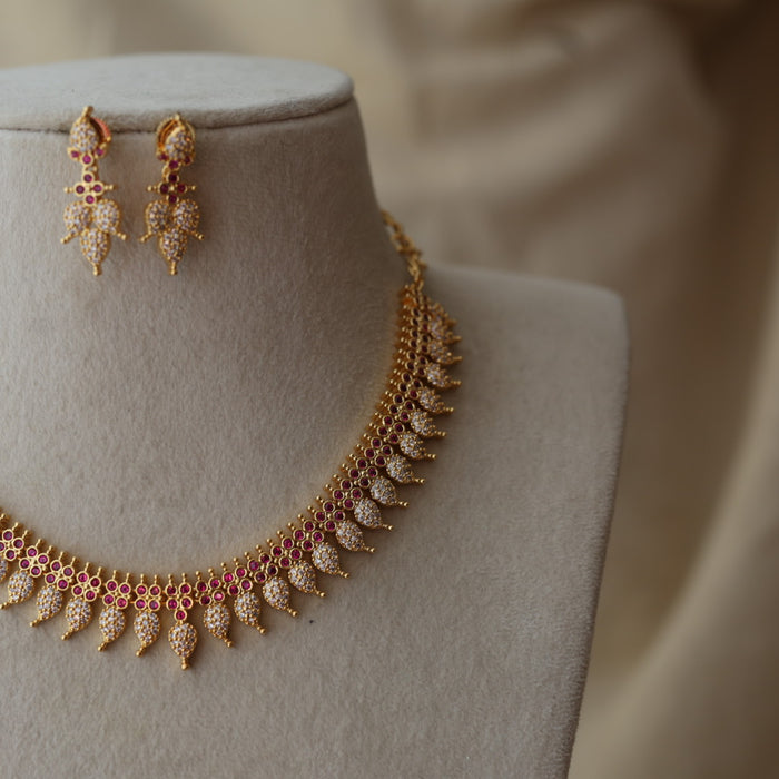 Heritage gold plated ruby white stone mango short necklace with earrings H8811