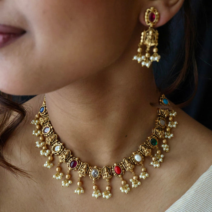 Antique gold navarathna stone short necklace and earrings TTS4623
