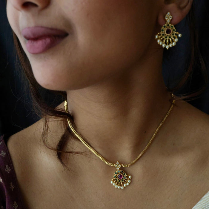 Antique gold short necklace and earrings TTS4679