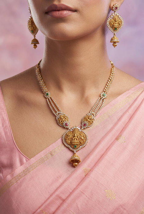 Antique short necklace with earrings S1B143