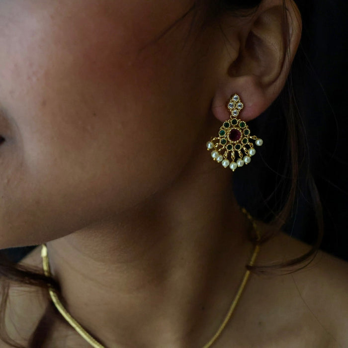 Antique gold short necklace and earrings TTS4679