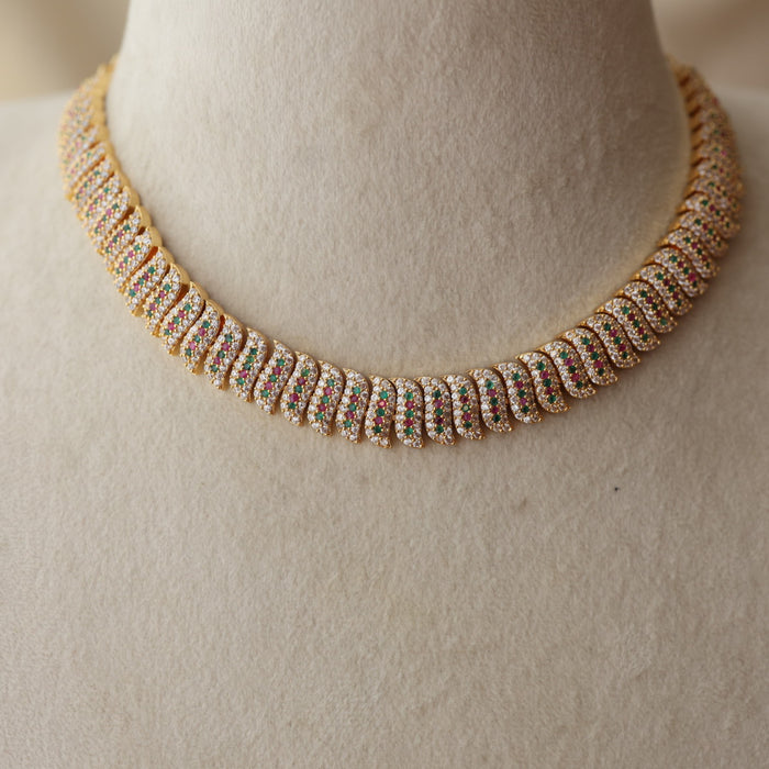 Heritage gold plated ruby green white stone short necklace H837