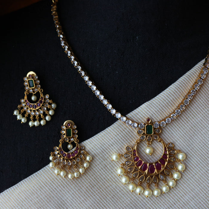 Antique short necklace with earrings S1N116