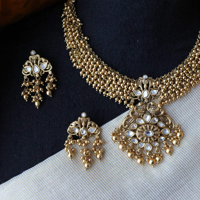 Antique short necklace with earrings S1B150