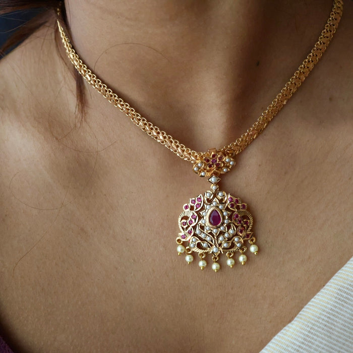Heritage gold plated ruby stone and pearl short necklace with earrings H043