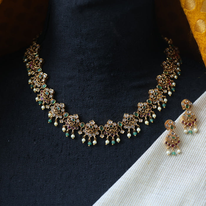 Antique green bead short necklace with earrings AG001