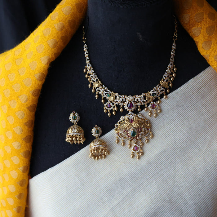 Antique short necklace with earrings S1B11023