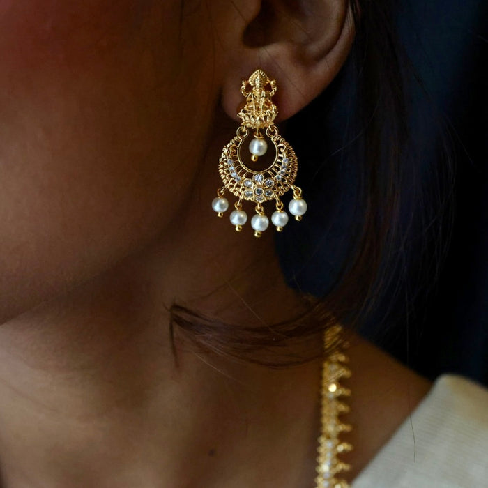 Heritage gold plated white stone long necklace with earrings HL5713