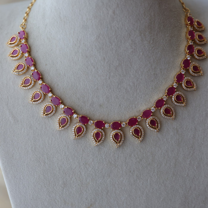Heritage gold plated ruby white stone short necklace with earrings H244